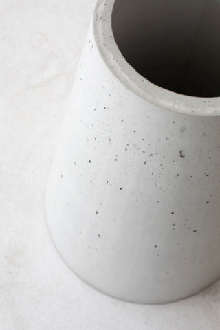 Concrete dining table base - betono.lt